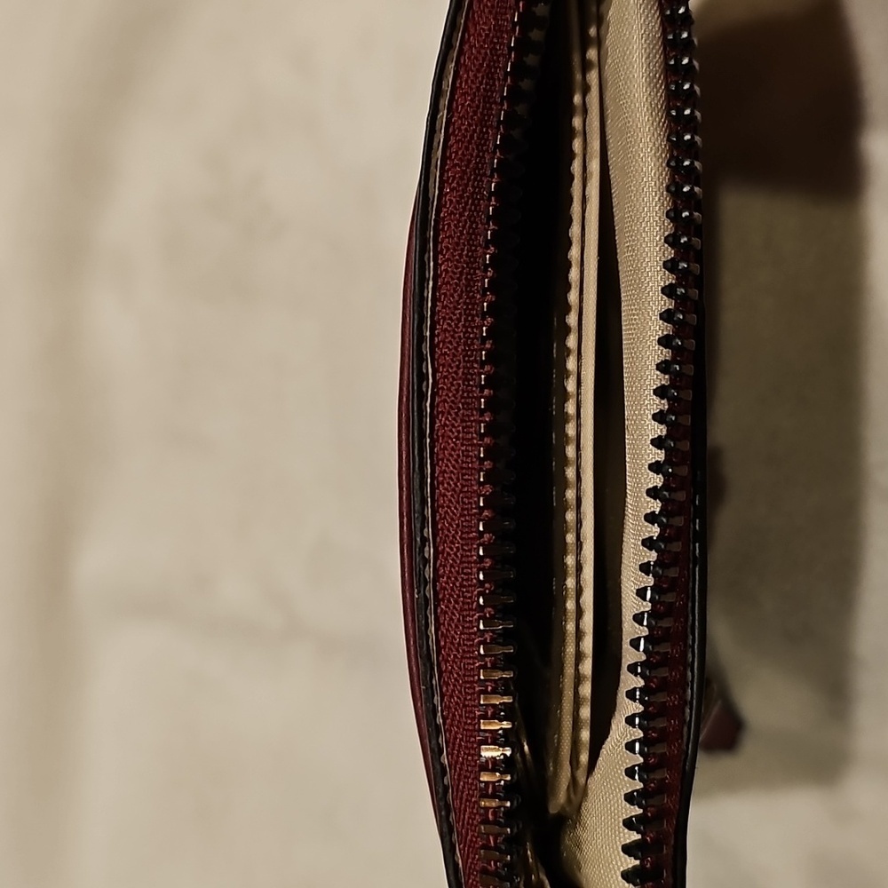 Safe keeper credit card  wallet very good condition - Picture 5 of 7